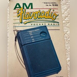 Am Flavoradio Pocket Radio IOB With Papers